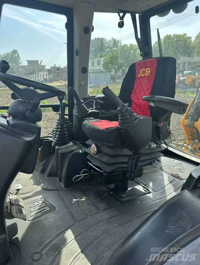JCB 4 CX Ekskavatoriniai krautuvai