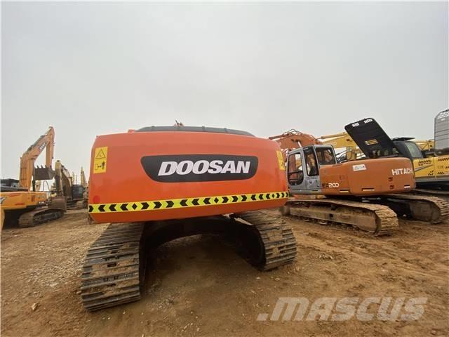 Doosan DH220LC-7 Vikšriniai ekskavatoriai