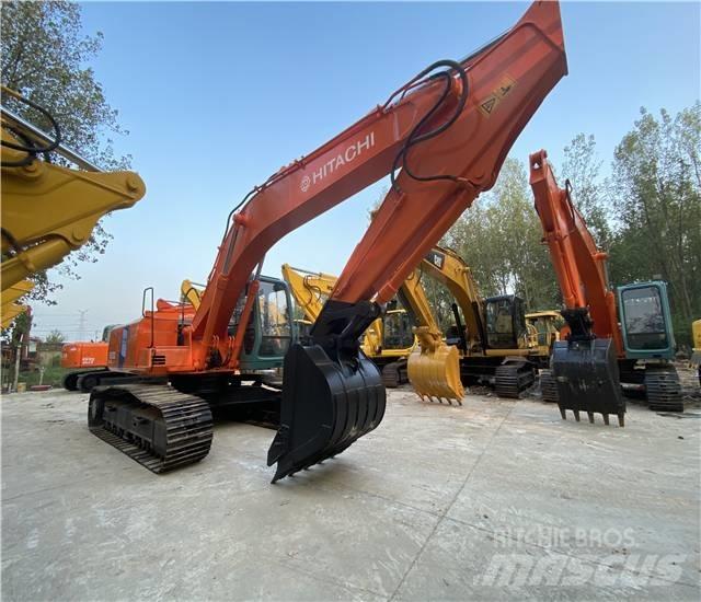 Hitachi EX 200-3 Vikšriniai ekskavatoriai
