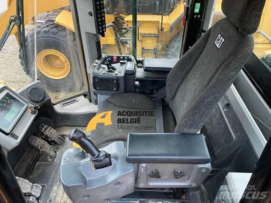 CAT 966M Naudoti ratiniai krautuvai