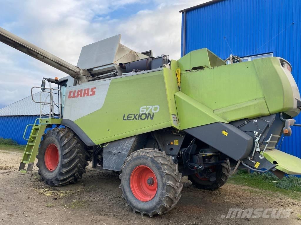 CLAAS Lexion 670 Derliaus nuėmimo kombainai