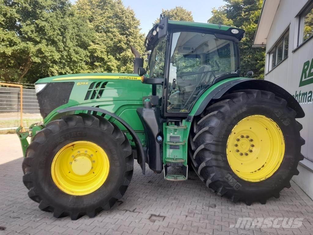 John Deere 6215 R Traktoriai