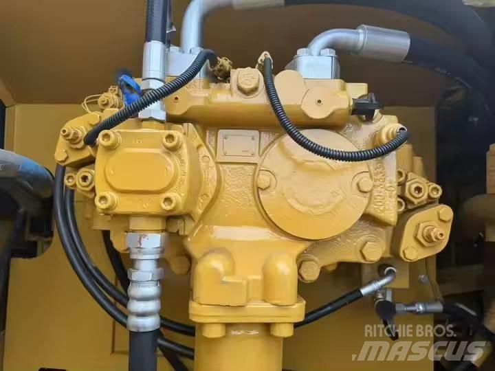 CAT CAT329D2L Vidutinės galios ekskavatoriai 7-12 t