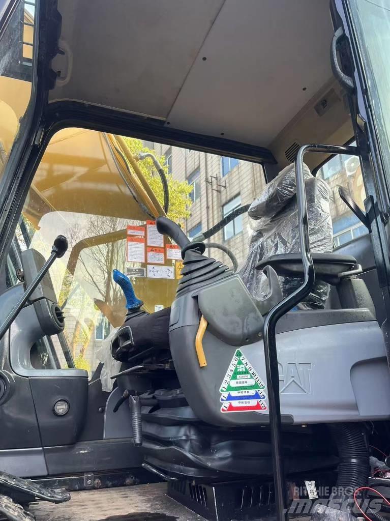 CAT 325 D Vikšriniai ekskavatoriai
