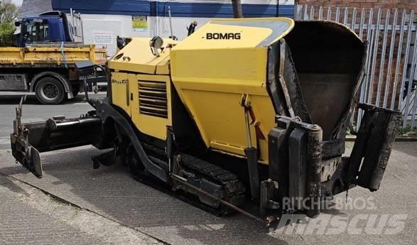 Bomag BF 223 C Asfalto klotuvai