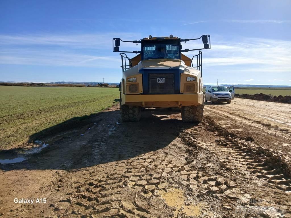 CAT 745 Karjeriniai savivarčiai