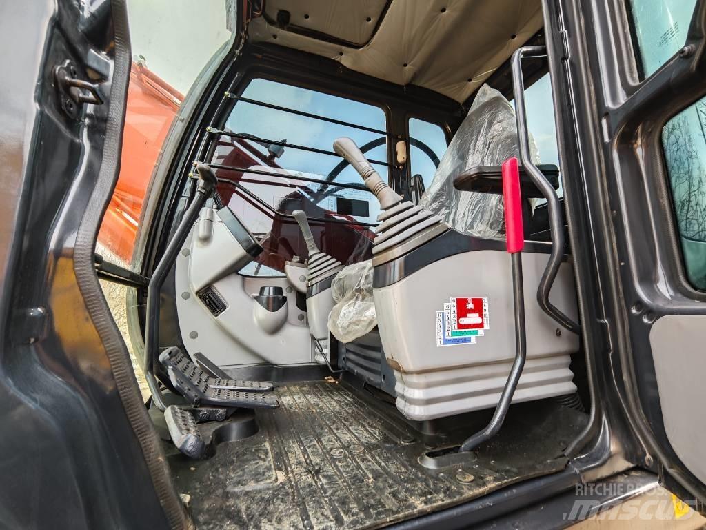 Hitachi ZX 200-6 Vikšriniai ekskavatoriai