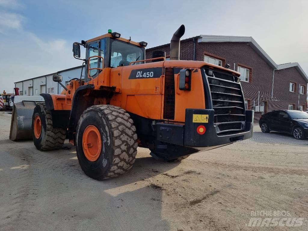 Doosan DL 450 Naudoti ratiniai krautuvai