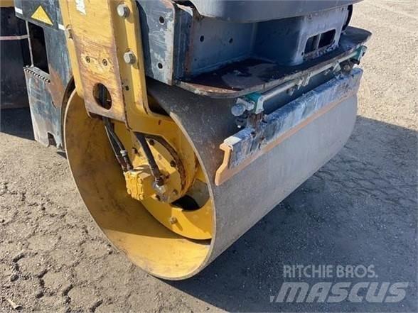 CAT CB-214E Vieno būgno volai