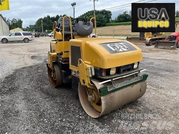CAT CB-224E Vieno būgno volai
