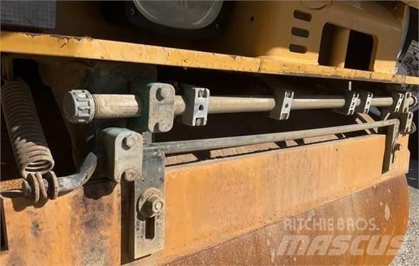 CAT CB22 Vieno būgno volai