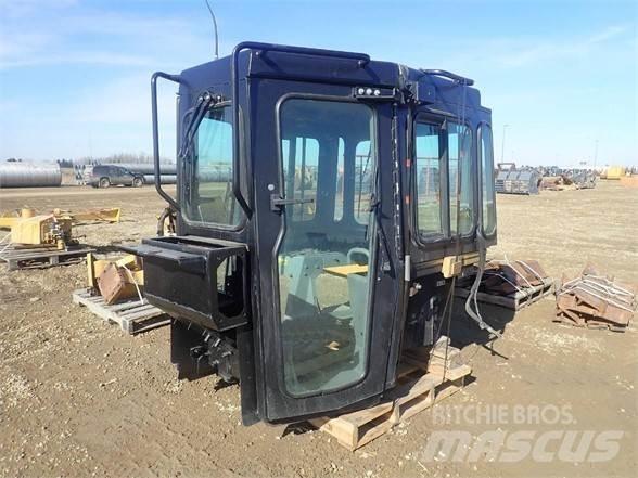 CAT D6R Kabinos ir interjeras