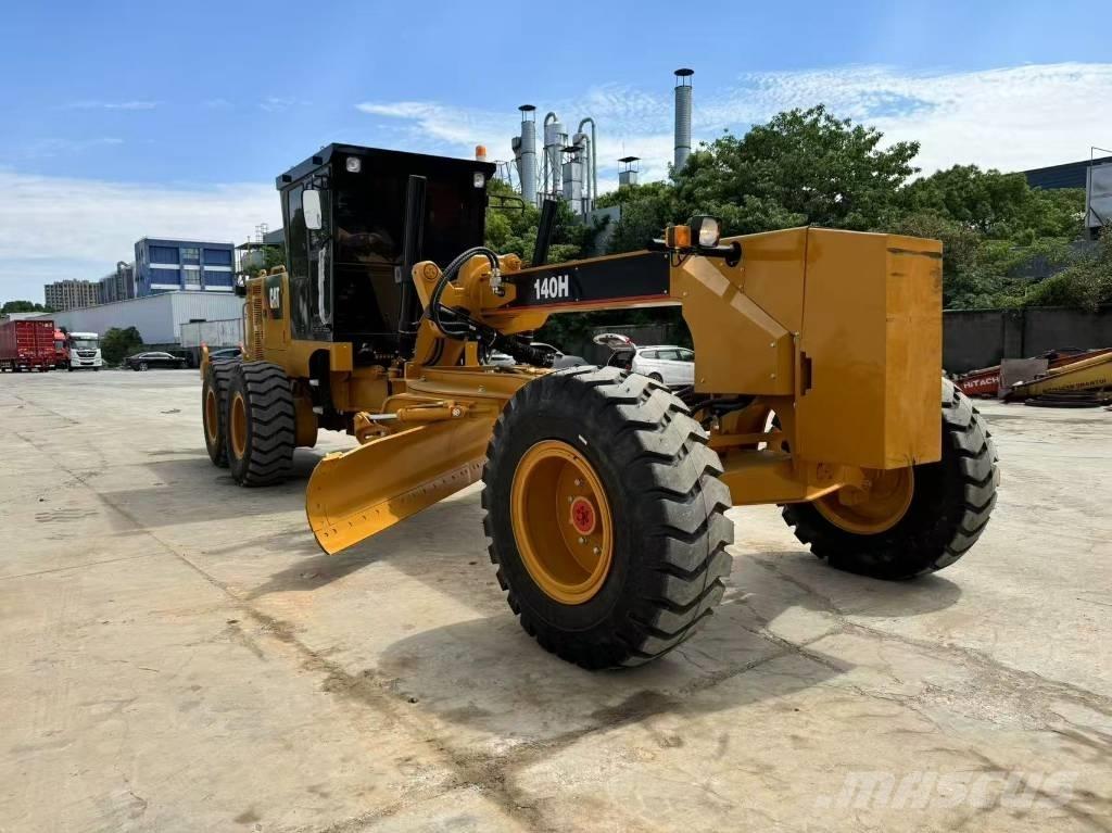 CAT 140H Greideriai
