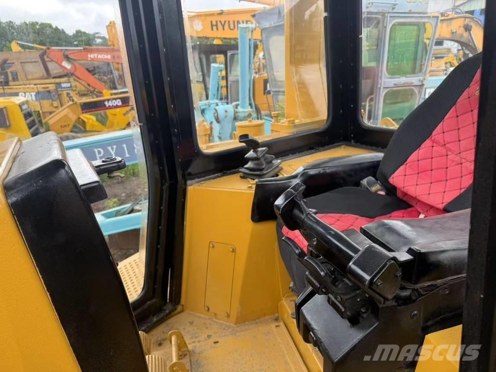 CAT D 6 R Vikšriniai buldozeriai