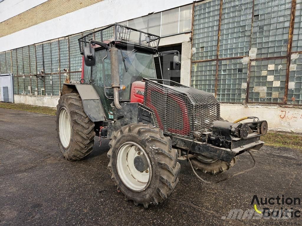 Valtra A 93H Traktoriai
