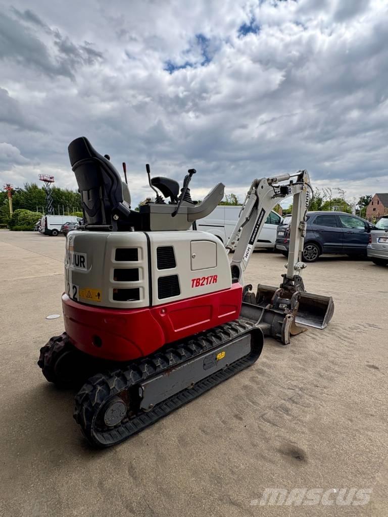 Takeuchi TB 217 R Mini ekskavatoriai < 7 t