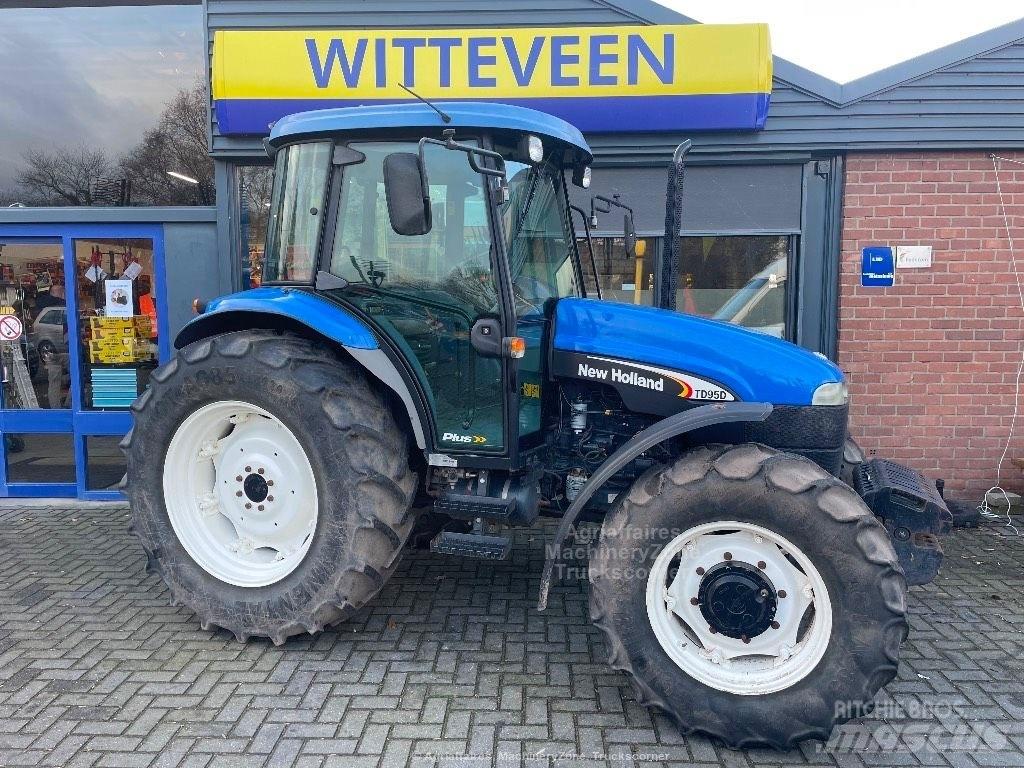 New Holland TD 95 D Traktoriai