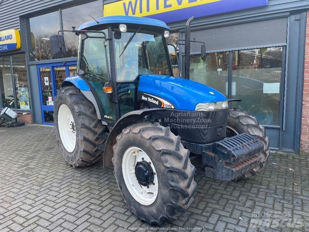 New Holland TD 95 D Traktoriai