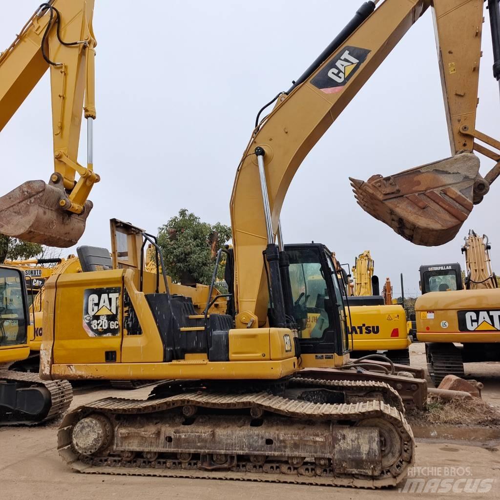 CAT 320GC Vikšriniai ekskavatoriai