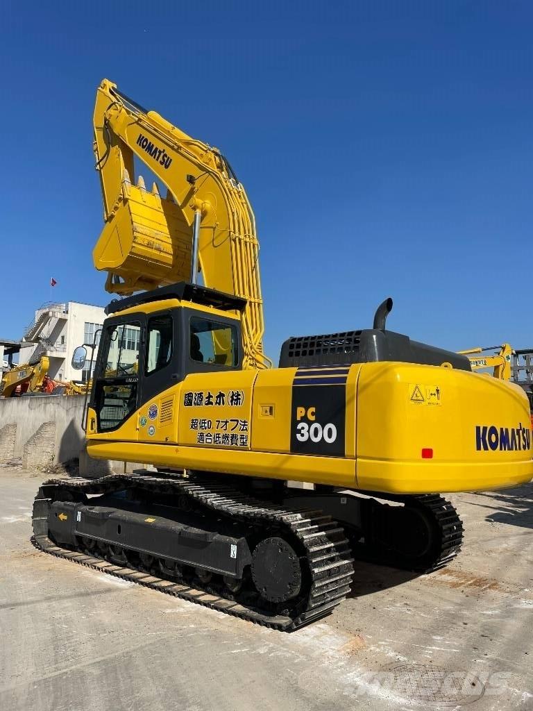 Komatsu PC 300-7 Vikšriniai ekskavatoriai