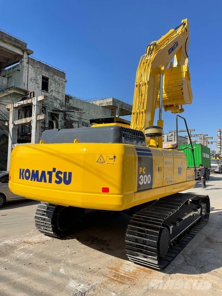 Komatsu PC 300-7 Vikšriniai ekskavatoriai