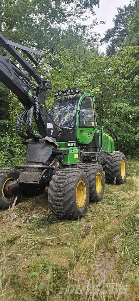 John Deere 1070e Miško technika (Harvesteriai)