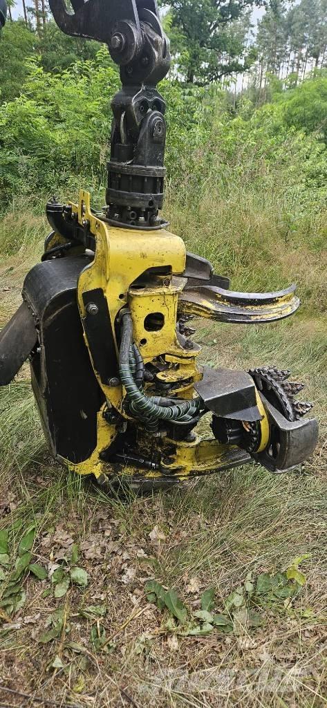 John Deere 1070e Miško technika (Harvesteriai)