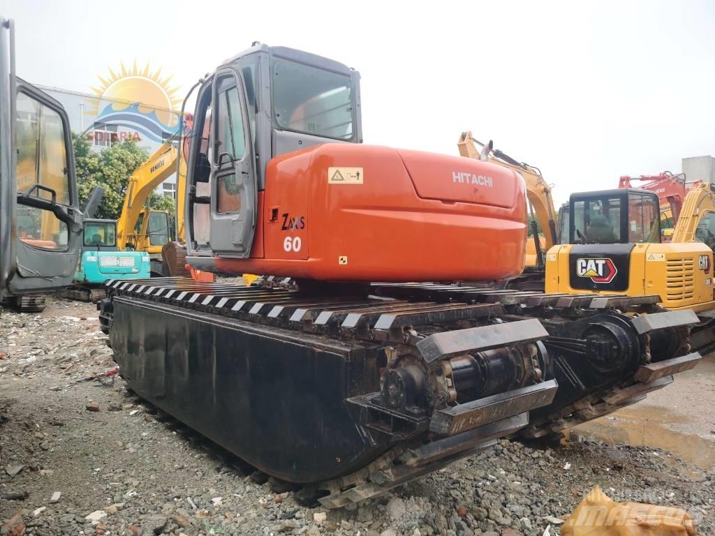 Hitachi ZX 60 Amfibiniai ekskavatoriai