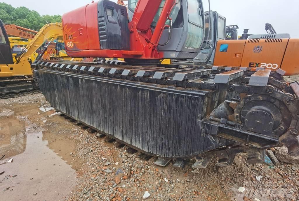 Hitachi ZX 60 Amfibiniai ekskavatoriai