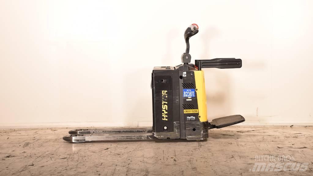 Hyster P 2.0 S Žemų aukščių keltuvai su platforma