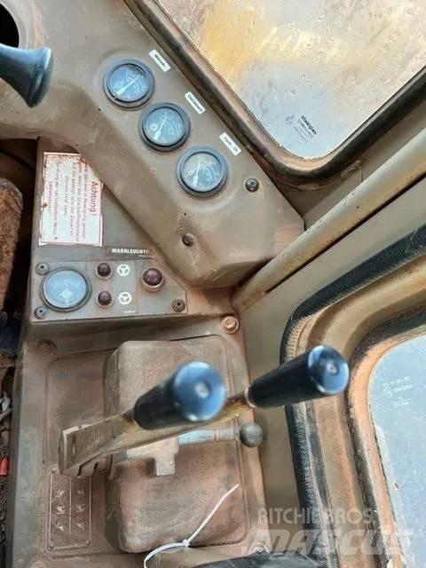 CAT 966D Naudoti ratiniai krautuvai