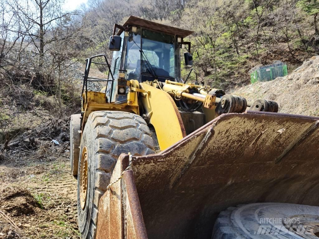 CAT 980 G Naudoti ratiniai krautuvai