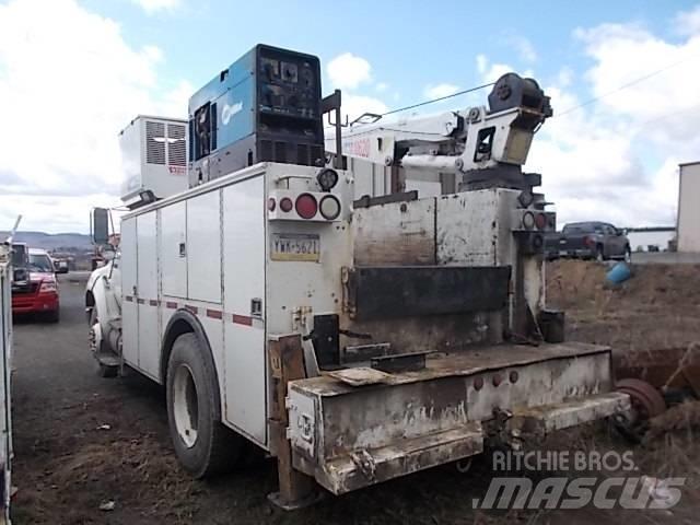 Ford 750 XLT Kita