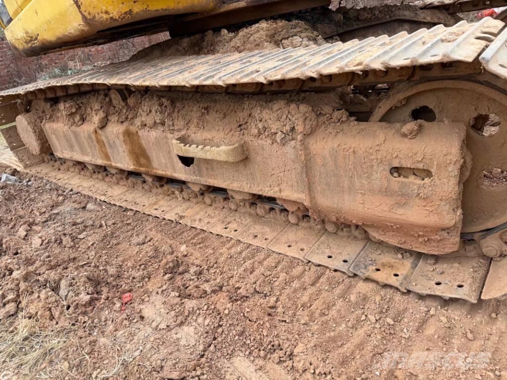 Komatsu PC 120-8 Vikšriniai ekskavatoriai