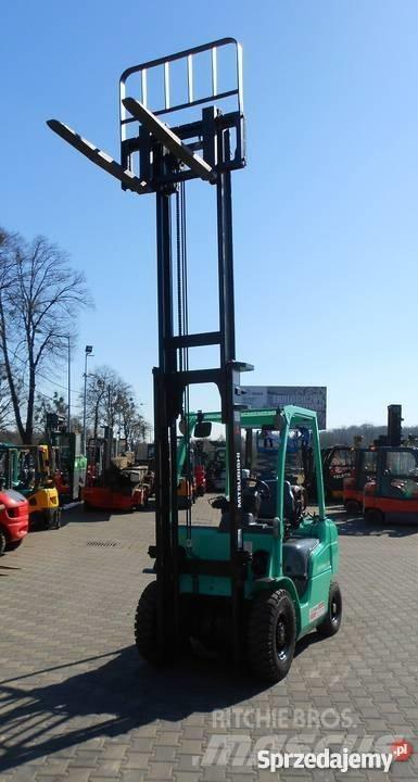 Mitsubishi FG25N LPG (dujiniai) krautuvai