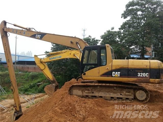 CAT 320 C Aukštuminiai ekskavatoriai