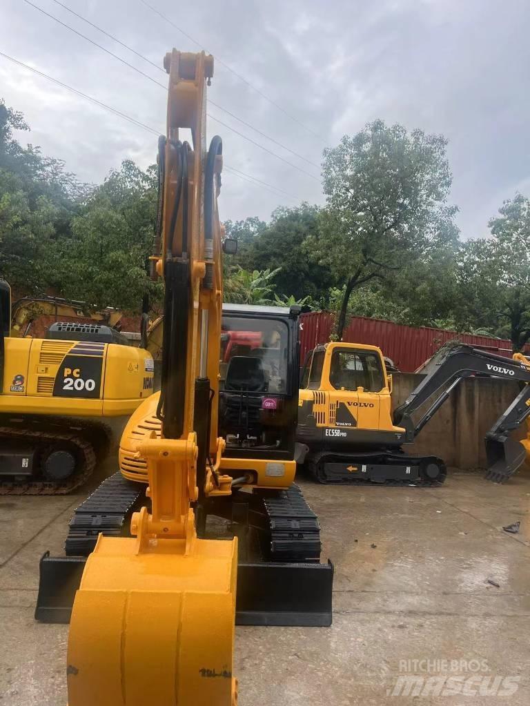 JCB 8050 Vikšriniai ekskavatoriai