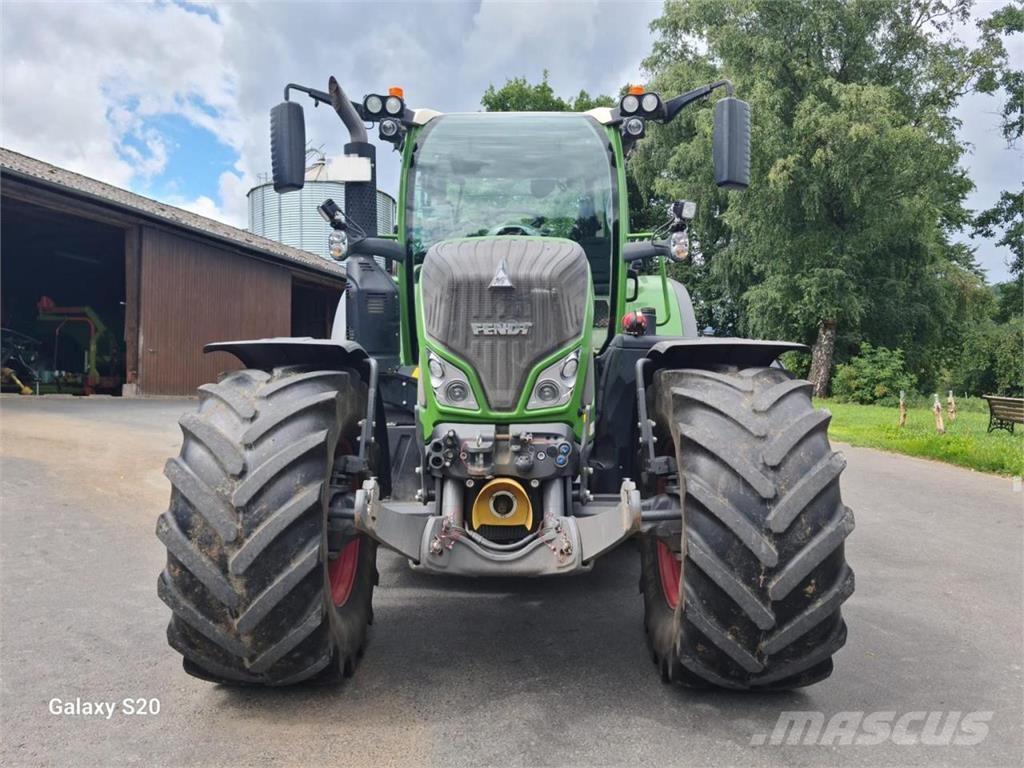 Fendt 722 Vario Traktoriai