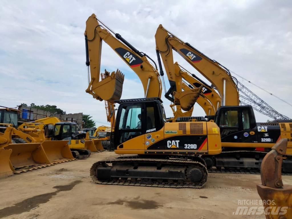 CAT 320D Vikšriniai ekskavatoriai