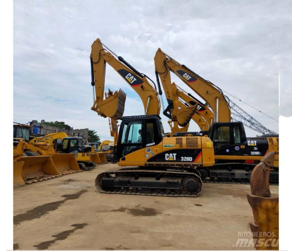 CAT 320D Vikšriniai ekskavatoriai