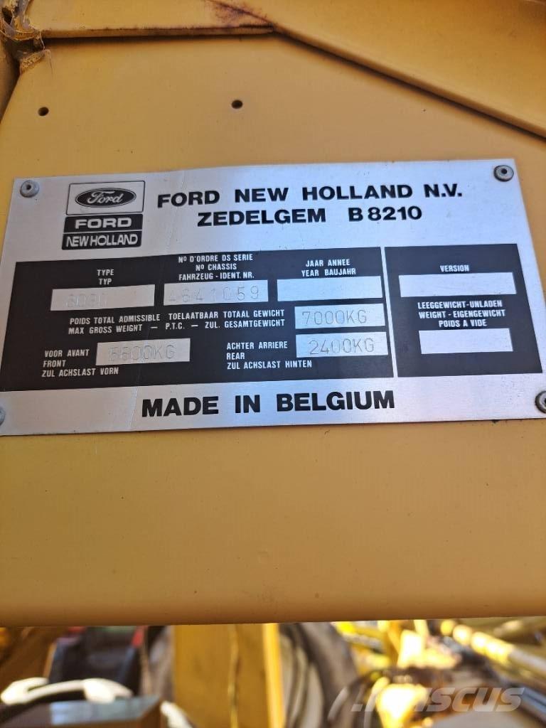 New Holland 8030 H Derliaus nuėmimo kombainai