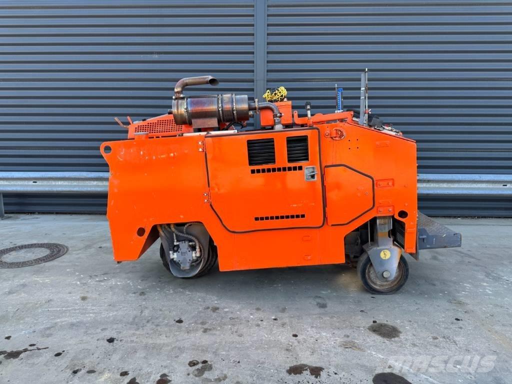 Wirtgen W 350 Asfalto šalto frezavimo technika