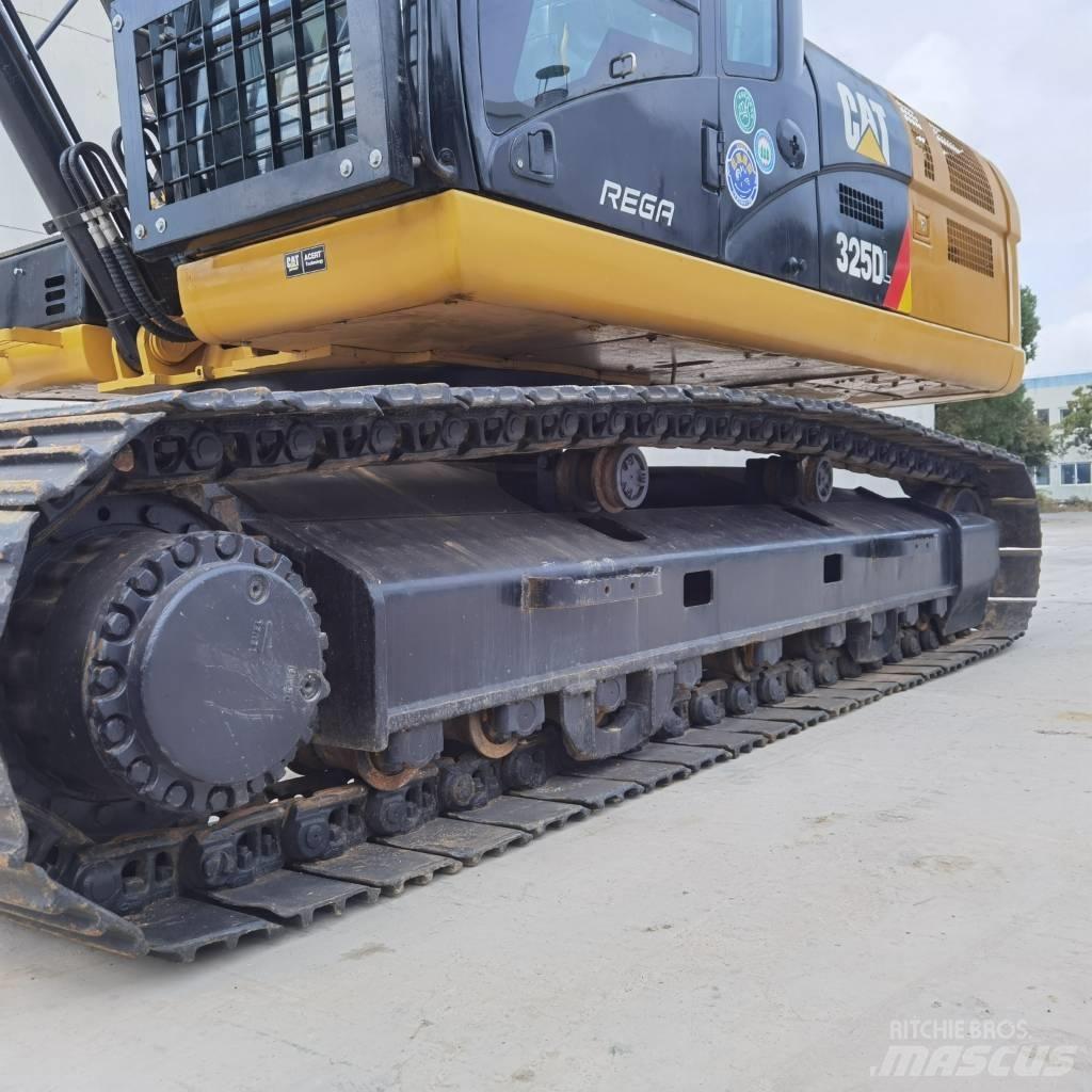 CAT 325D Vikšriniai ekskavatoriai