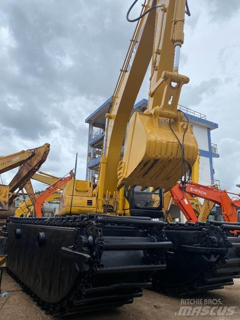CAT 320 C Amfibiniai ekskavatoriai