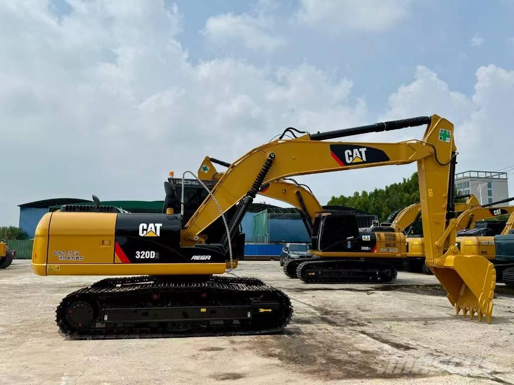 CAT 320 D L Vikšriniai ekskavatoriai