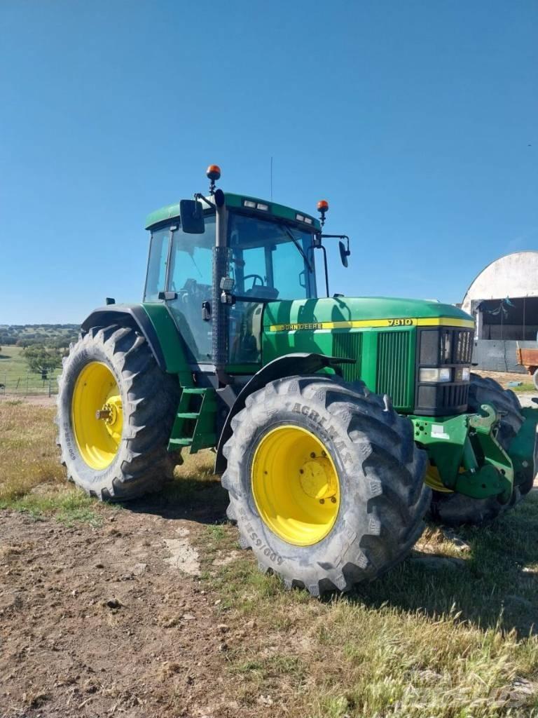 John Deere 7810 Traktoriai