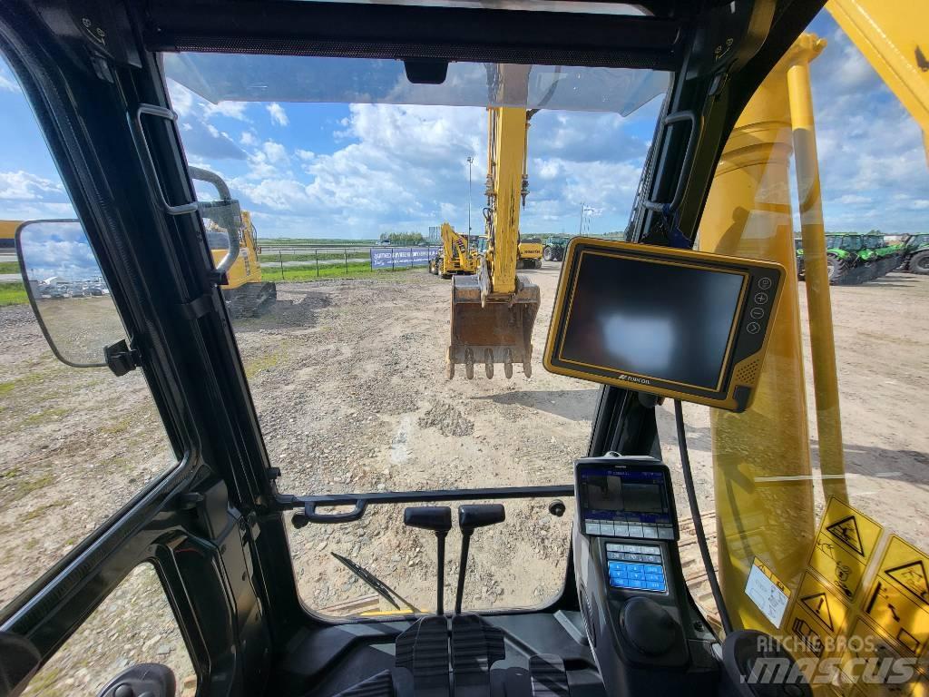 Komatsu PC210-11E0 Vikšriniai ekskavatoriai
