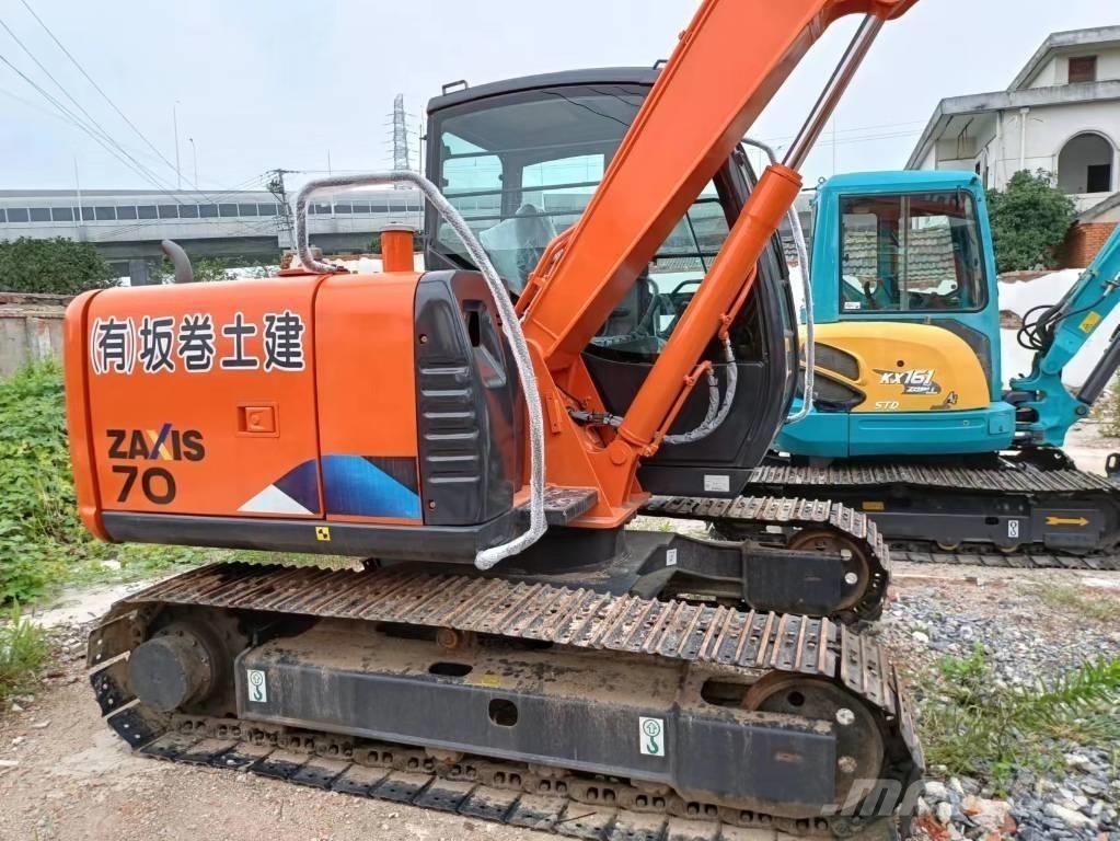 Hitachi ZX70 Mini ekskavatoriai < 7 t