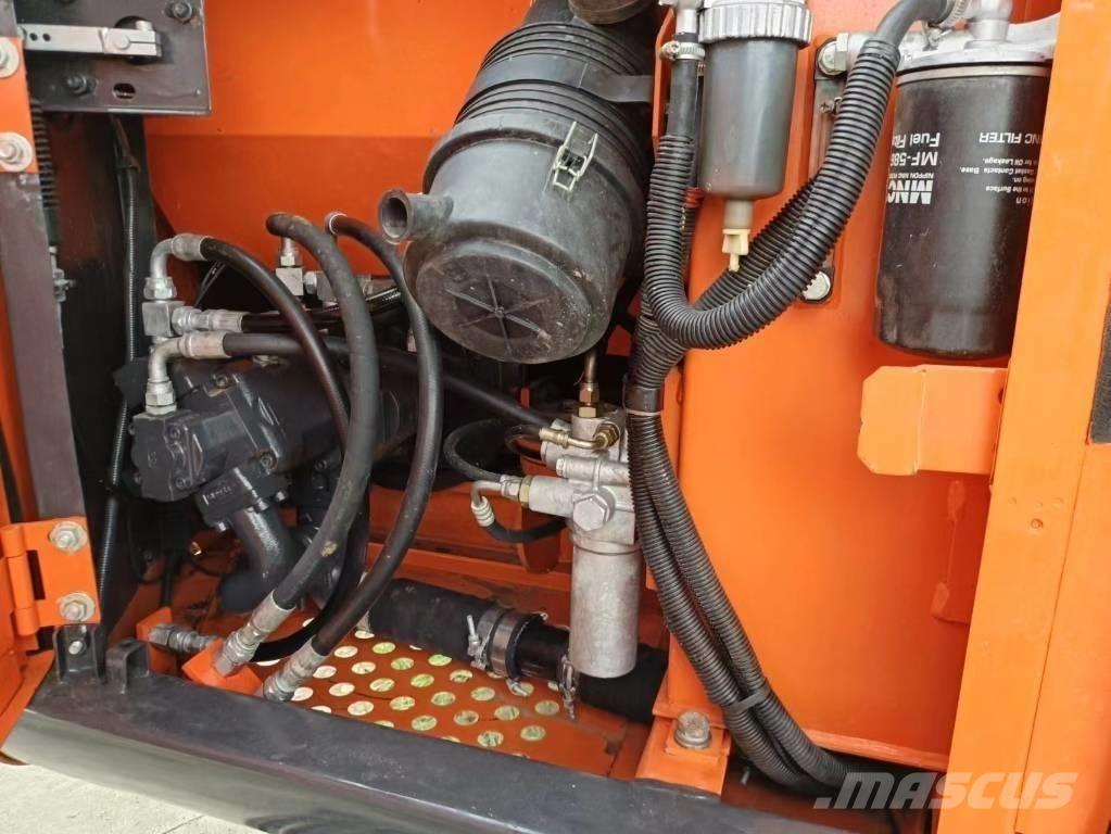 Hitachi ZX70 Mini ekskavatoriai < 7 t