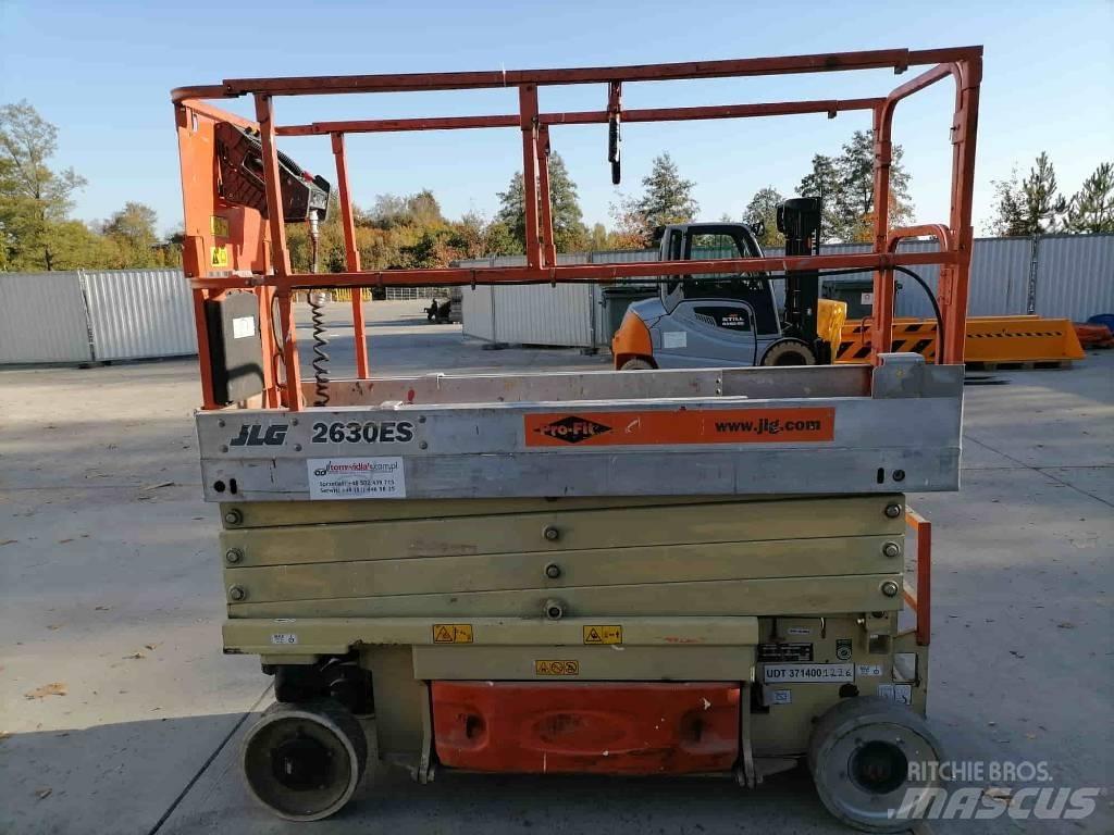 JLG 2630 ES Žirkliniai keltuvai